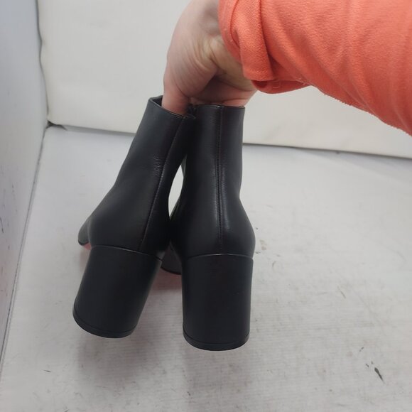 Christian Louboutin Black Turela Leather Ankle Boot - Picture 9 of 13